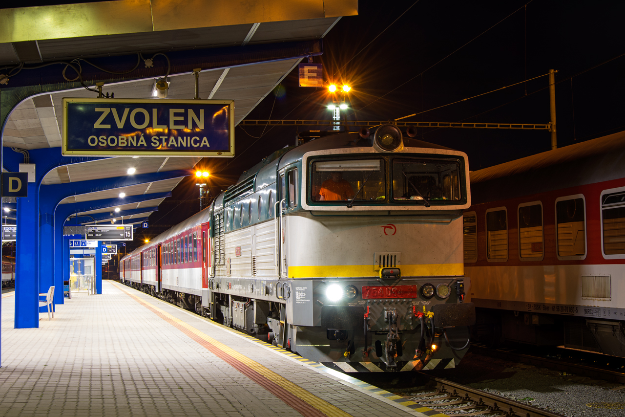754 084-2