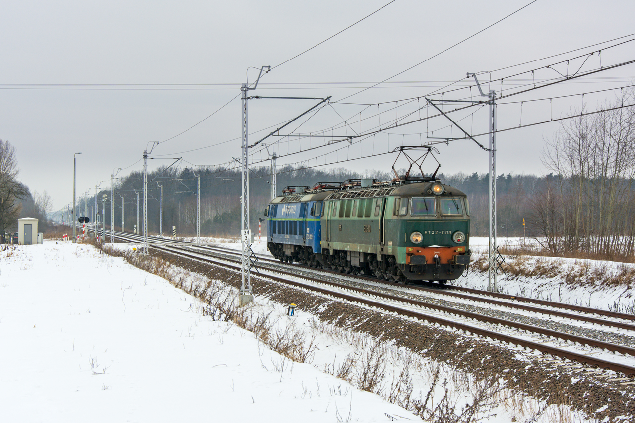 ET22-003