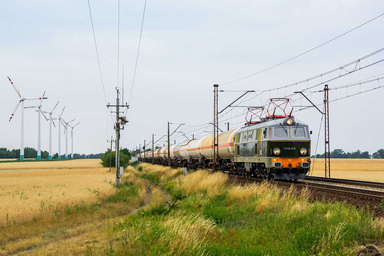 ET22-676