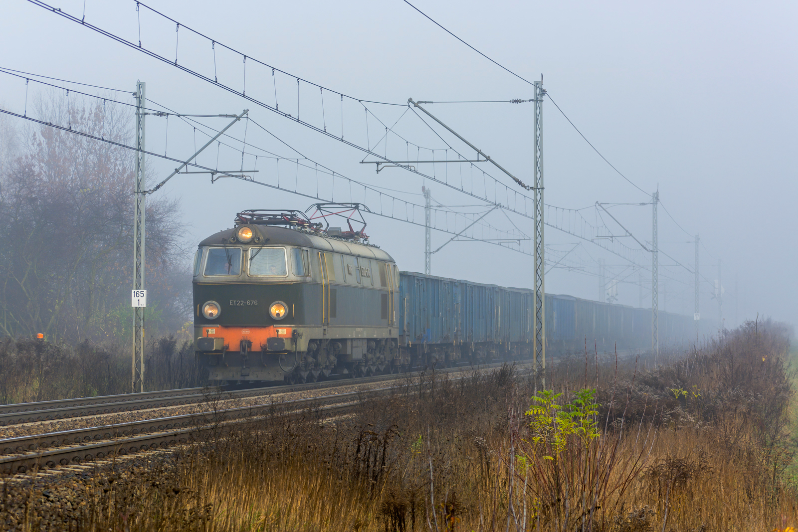 ET22-676