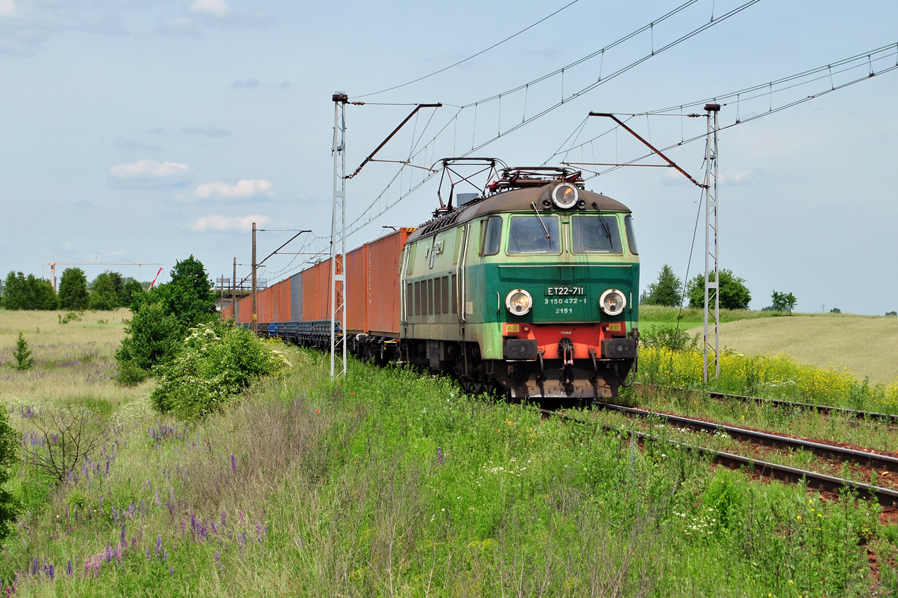 ET22-711