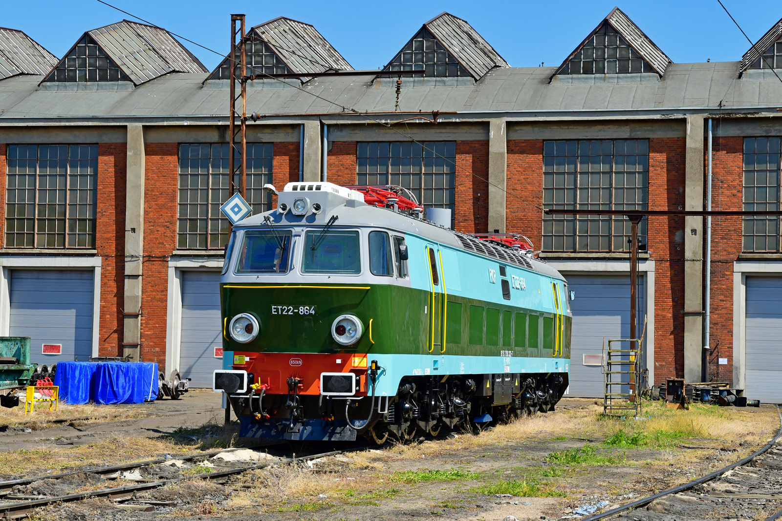 ET22-864