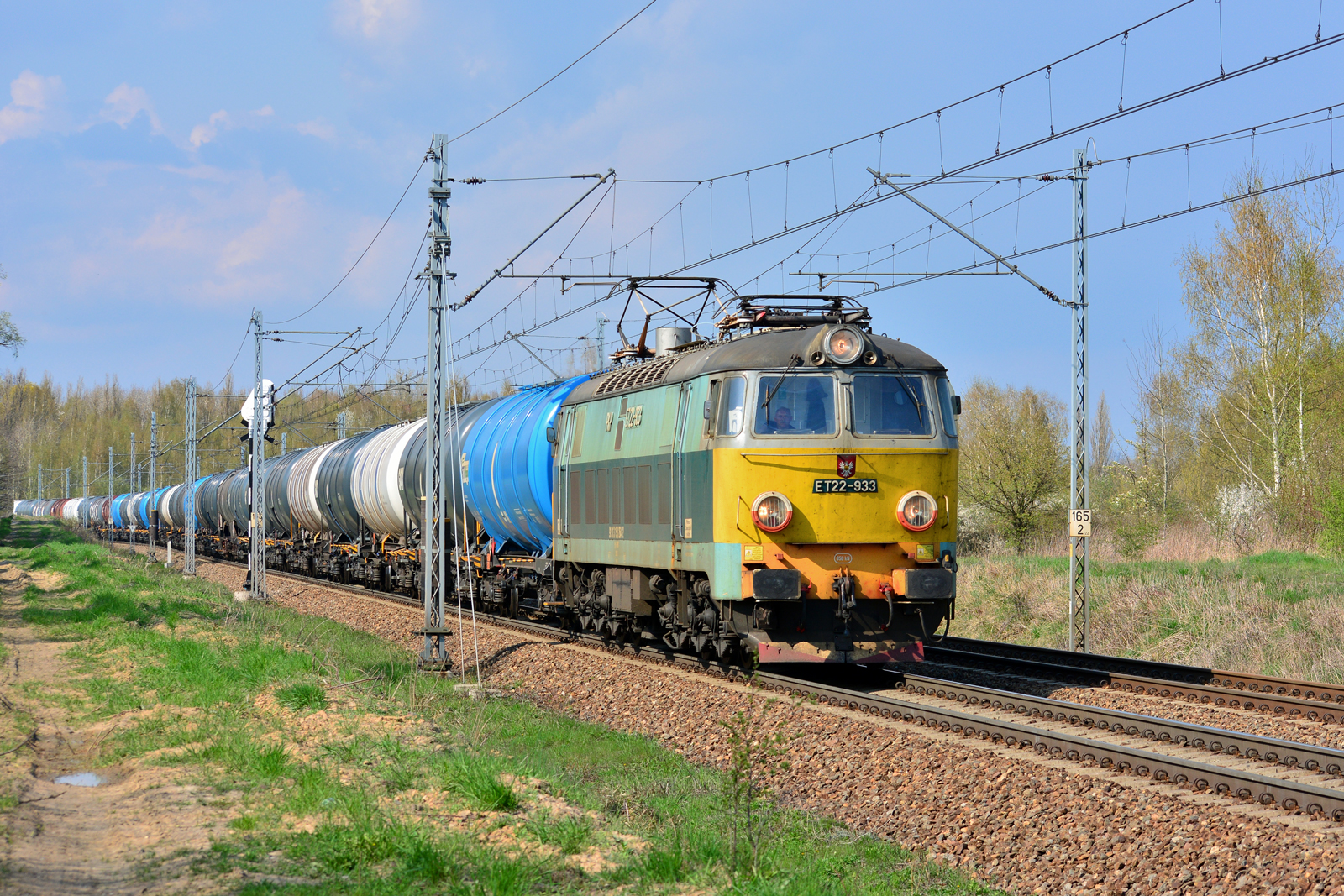 ET22-933