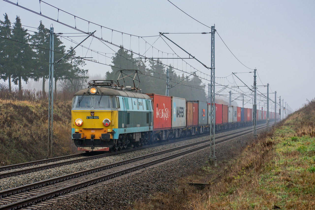 ET22-933