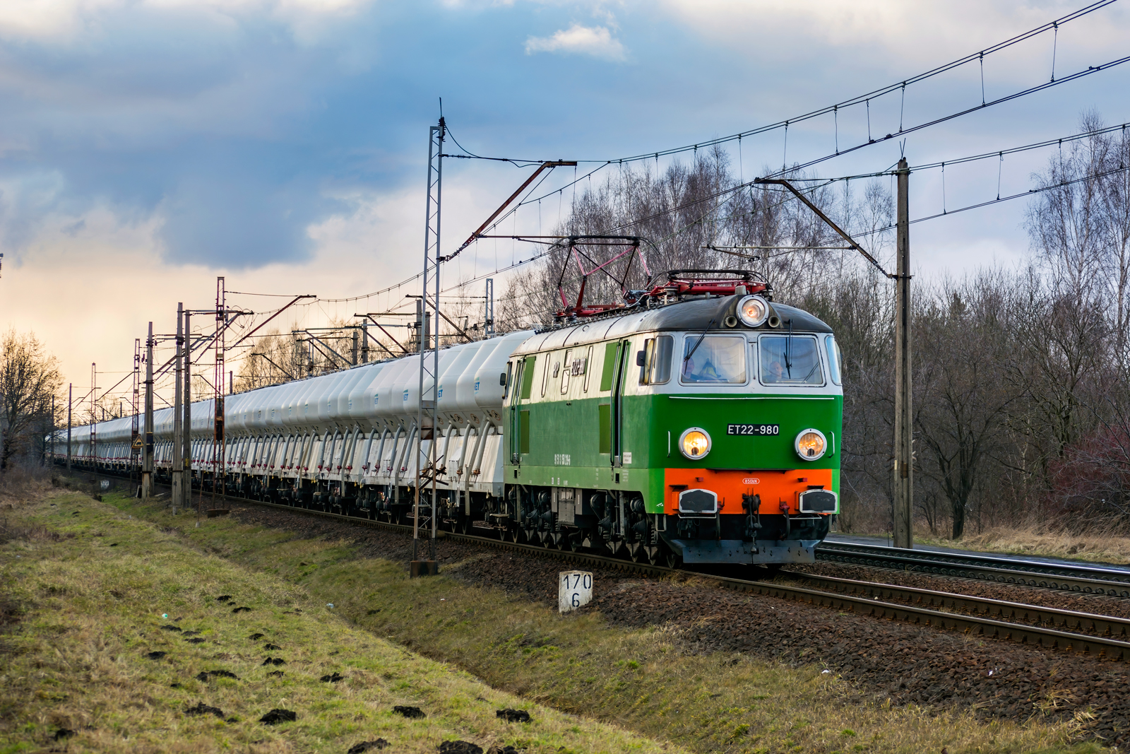 ET22-980