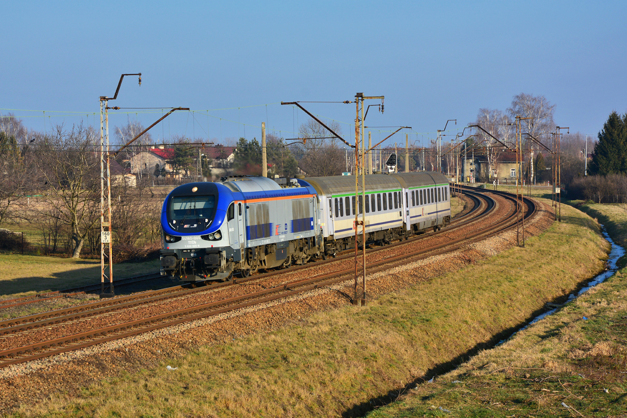 SU160-005