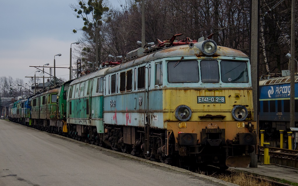 ET41-012