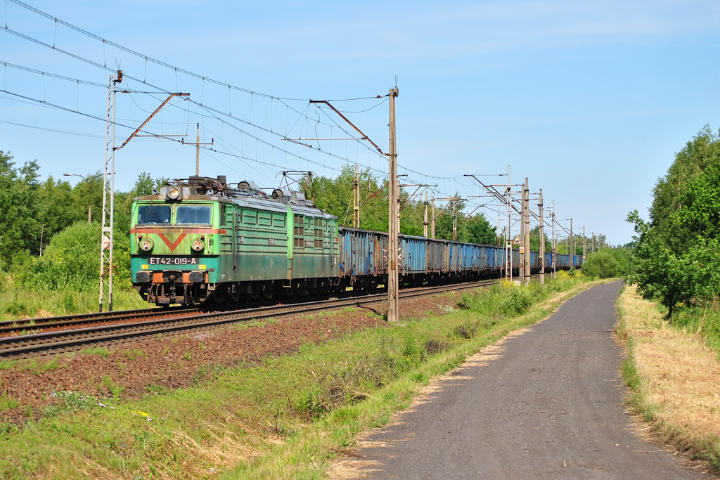 ET42-019