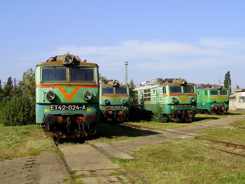 ET42-024