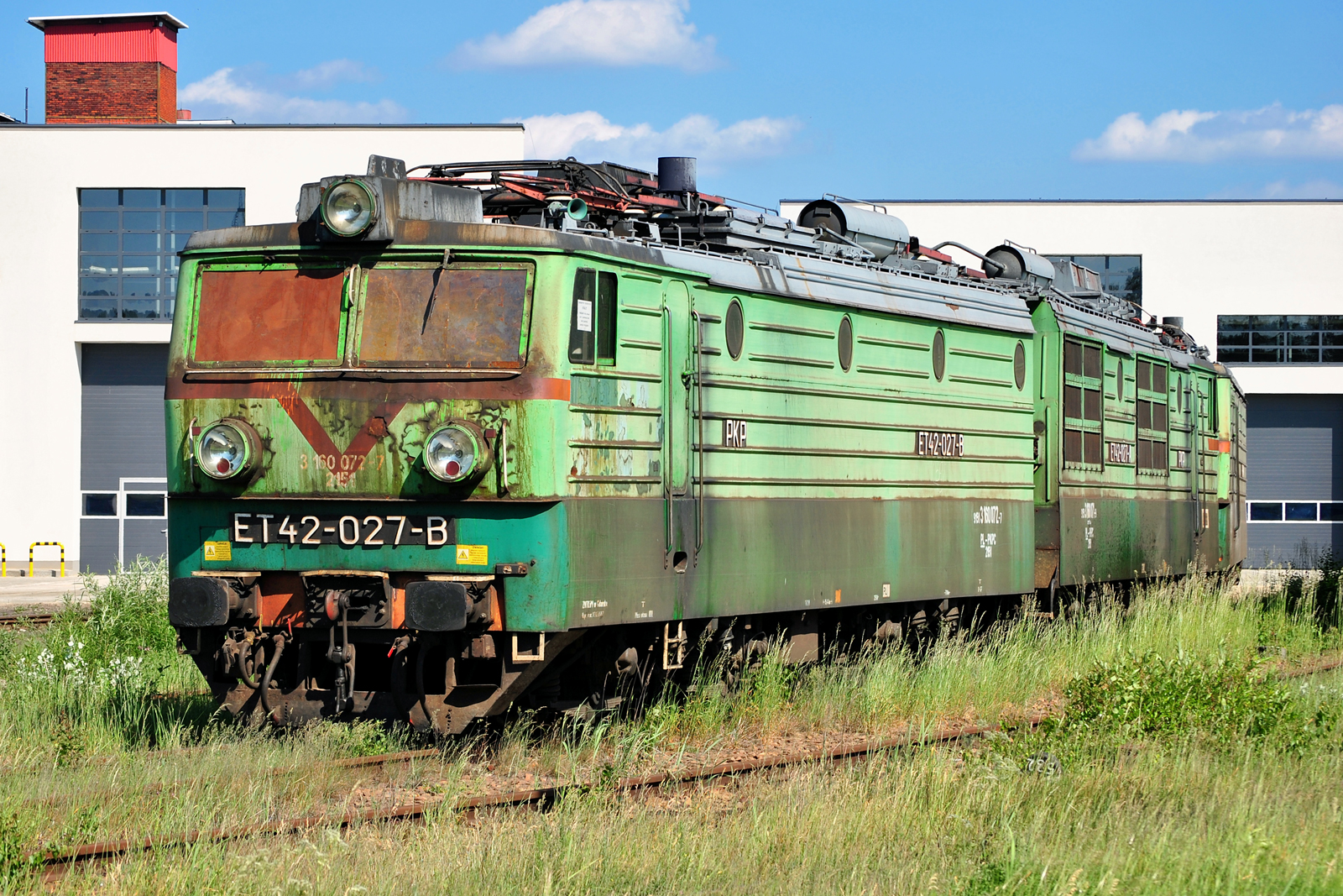 ET42-027