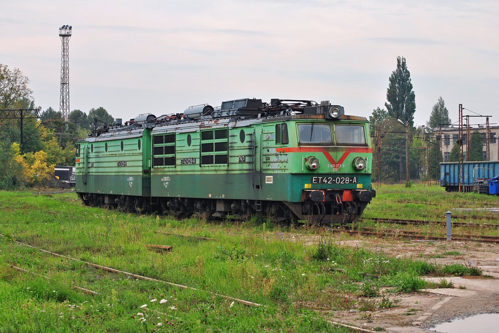 ET42-028