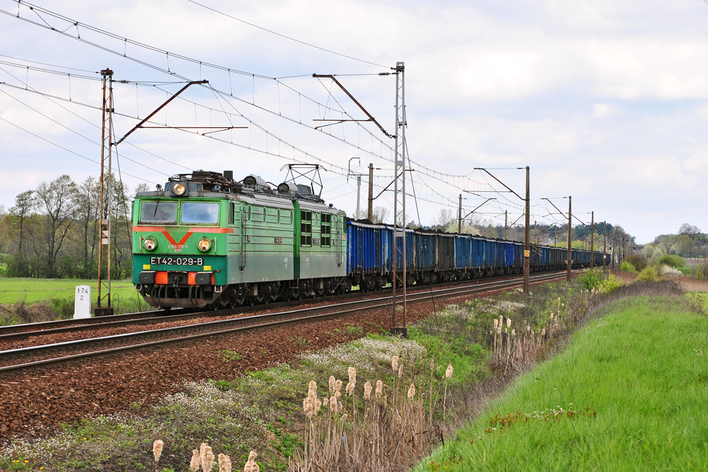 ET42-029