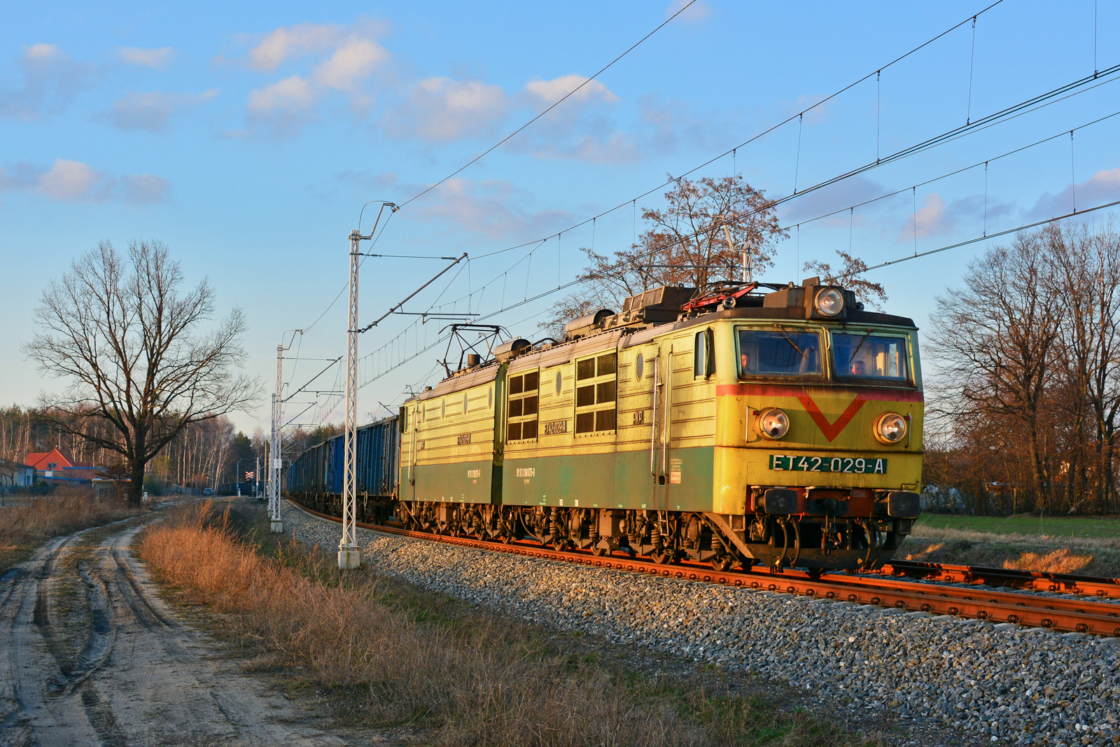 ET42-029