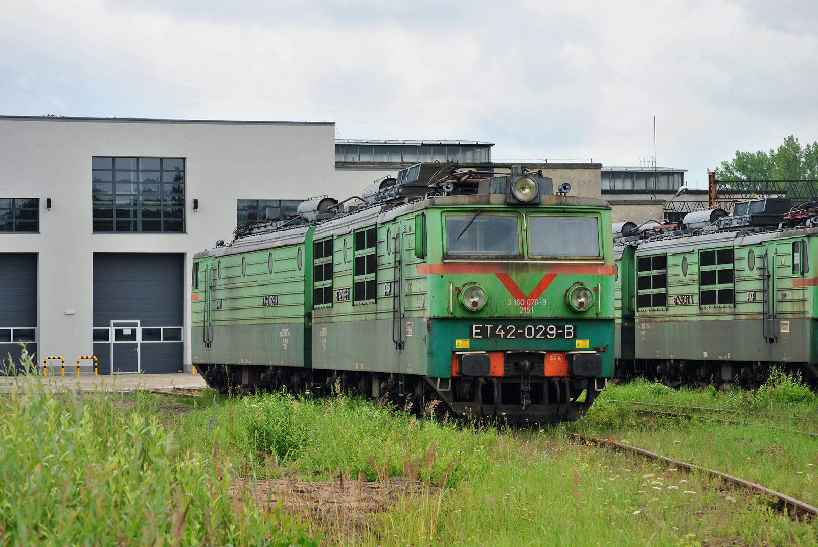 ET42-029