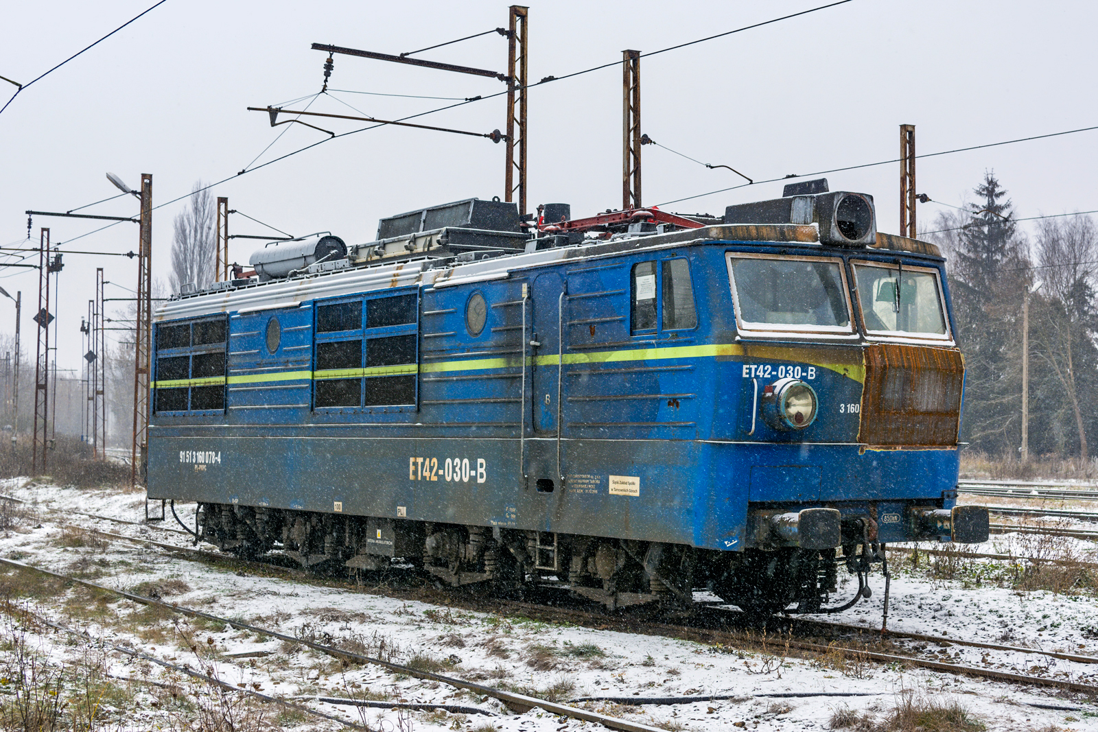 ET42-030