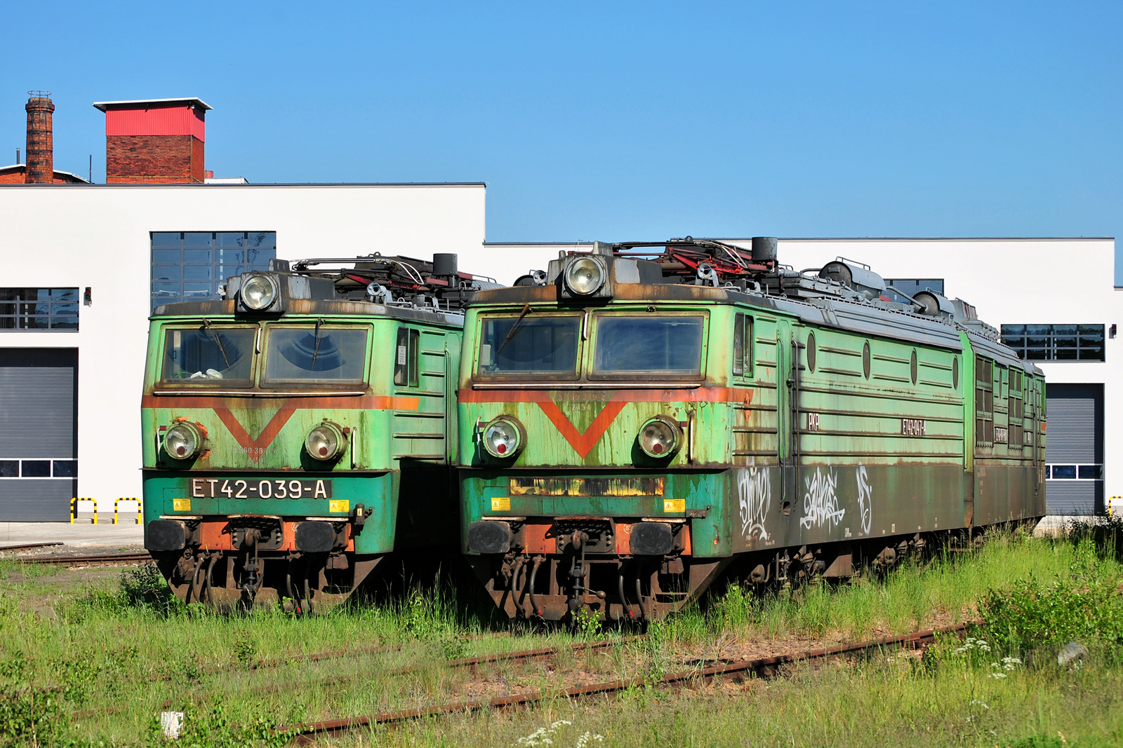 ET42-047