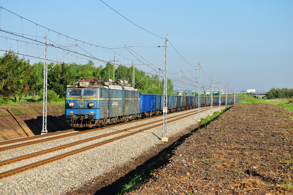 ET42-036