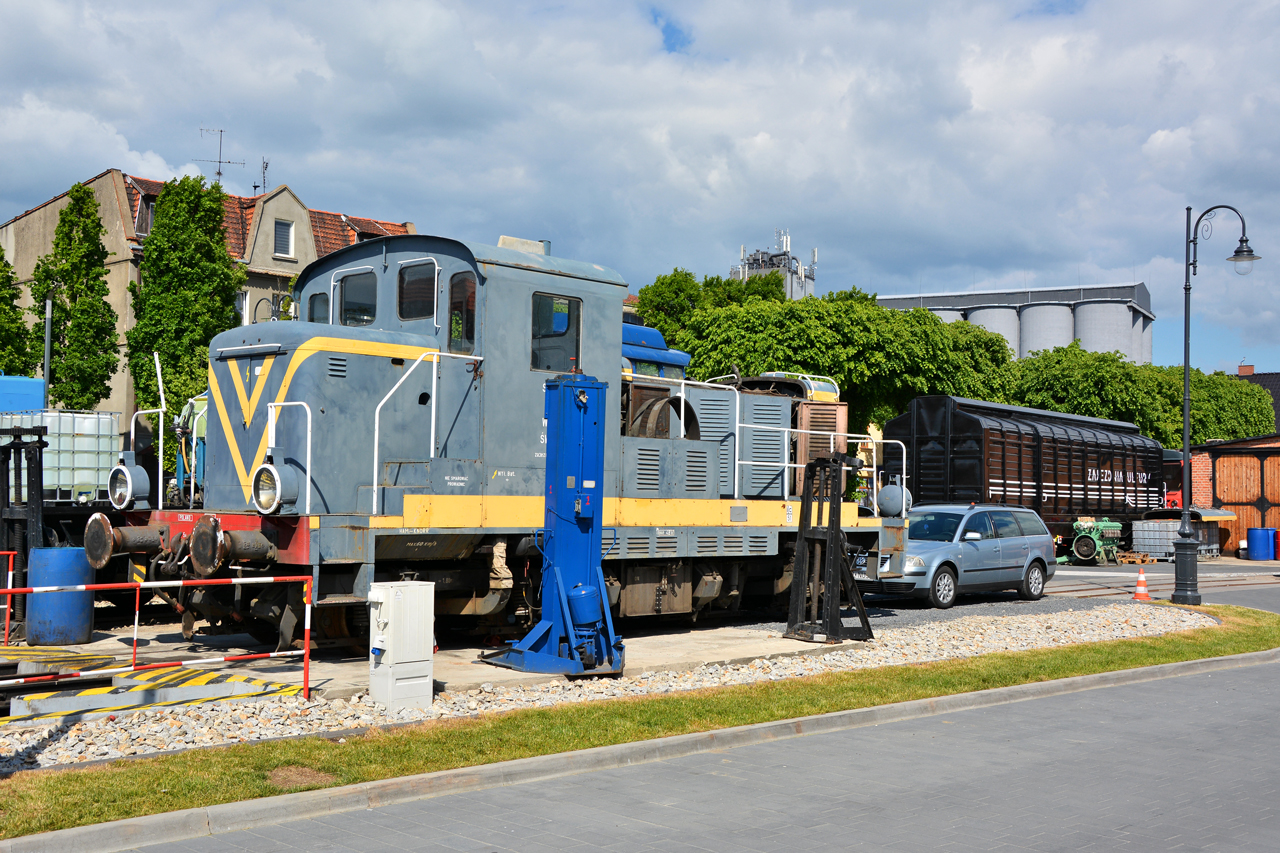 SM30-706