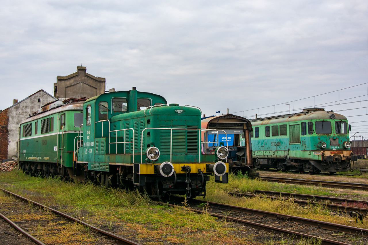 SM30-894