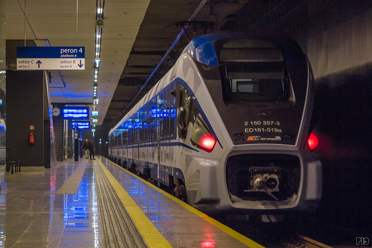 ED161-019