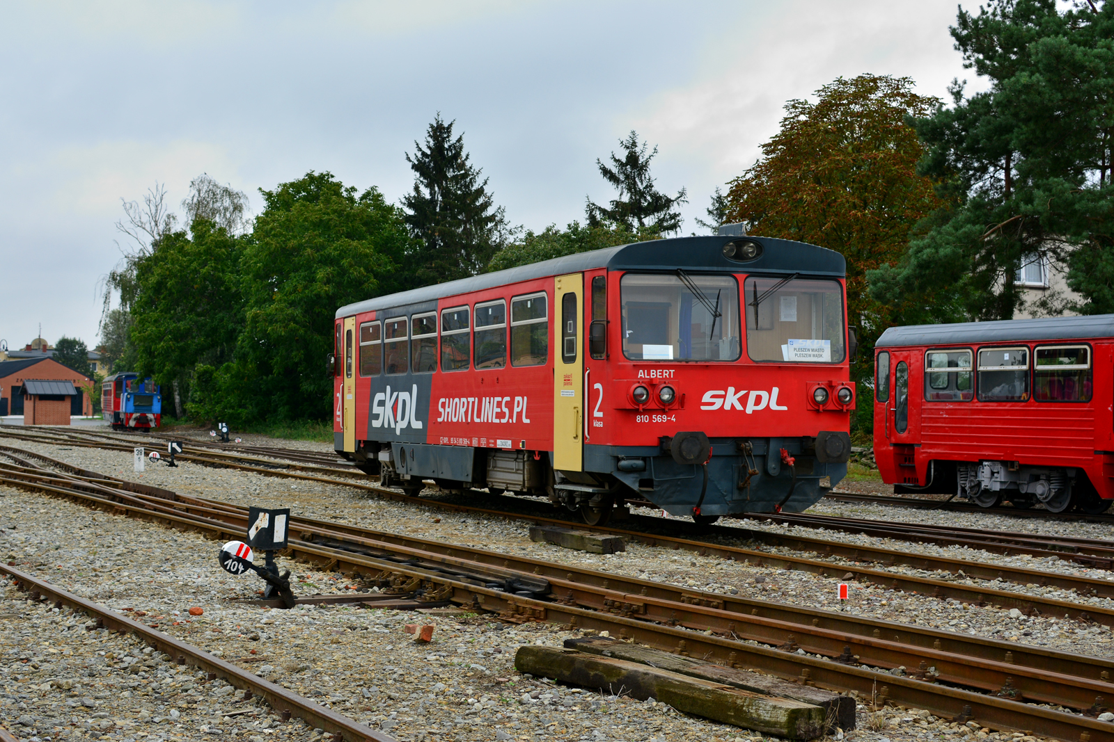 810 569-4