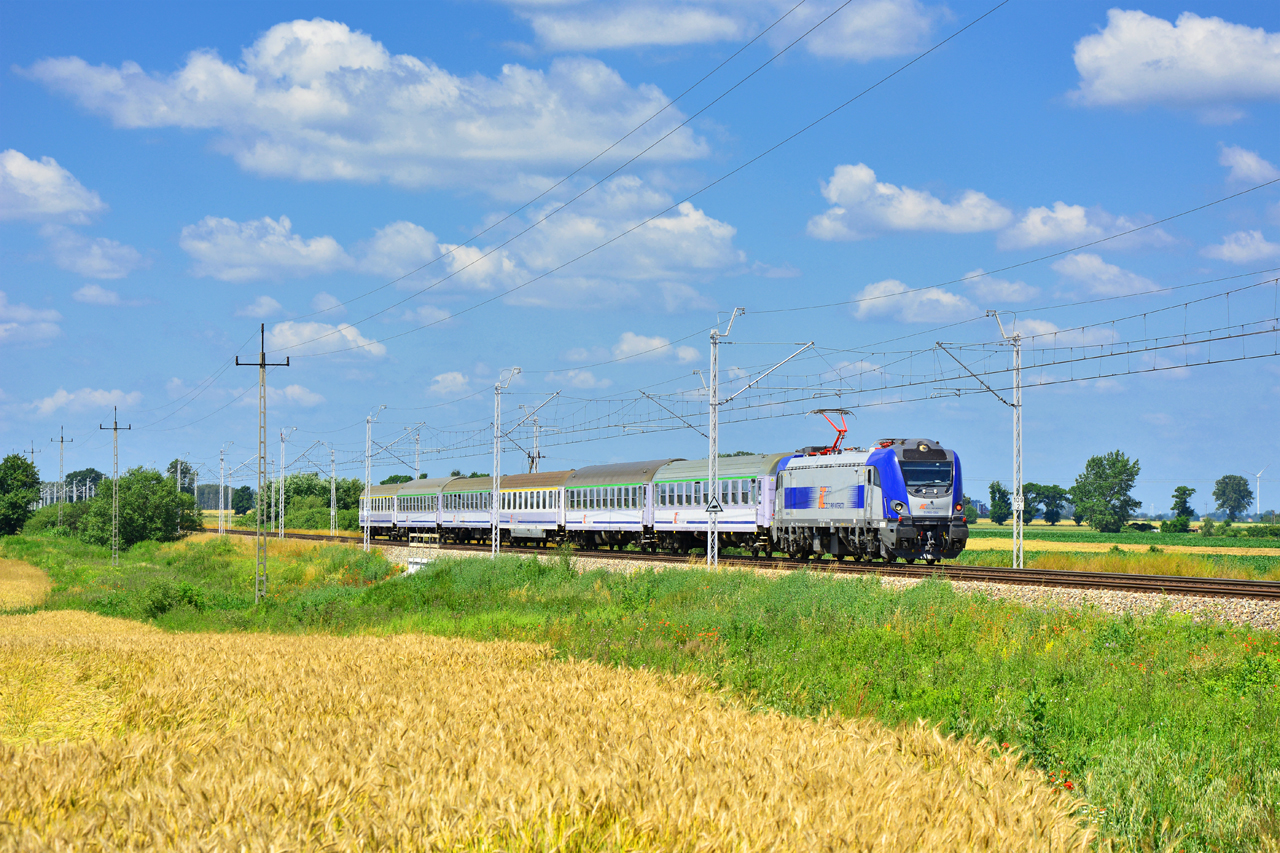 EU160-004