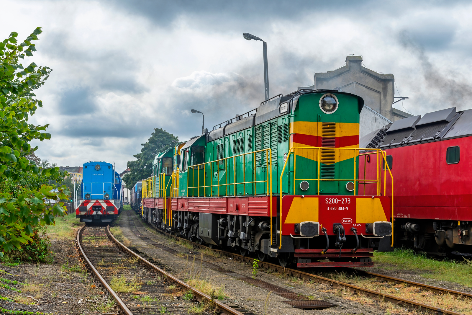 S200-273