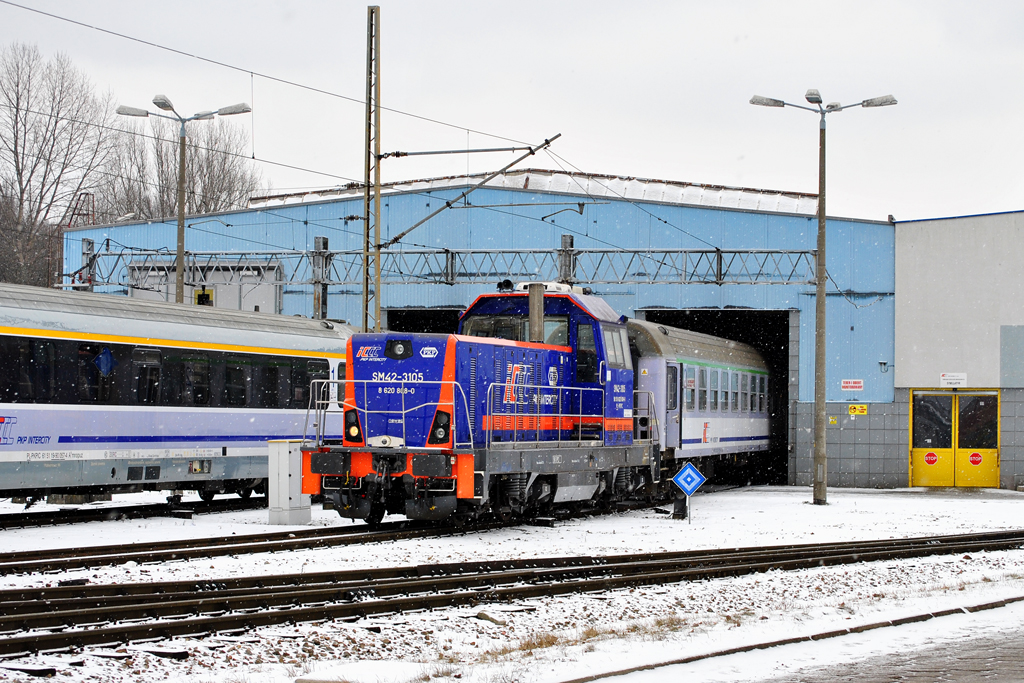 SM42-3105