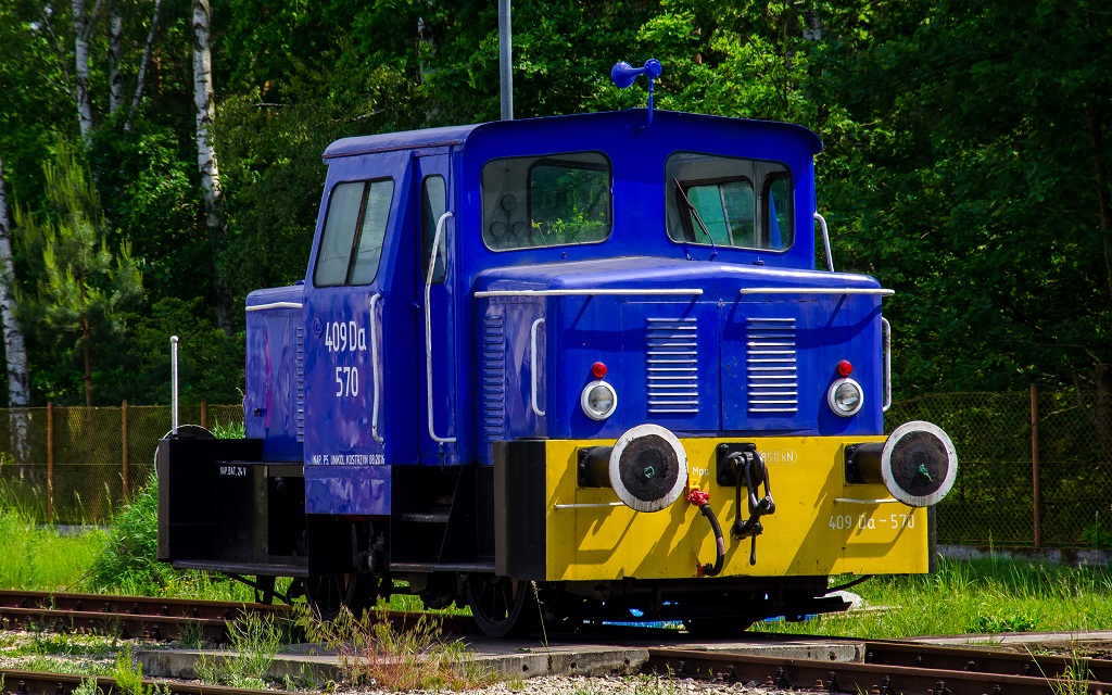 409Da-570