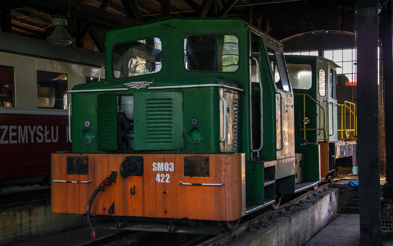 SM03-422