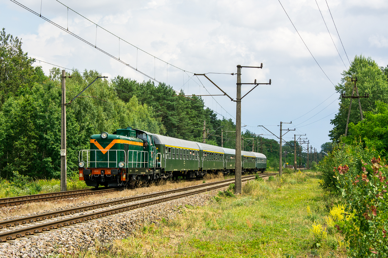 SU42-536