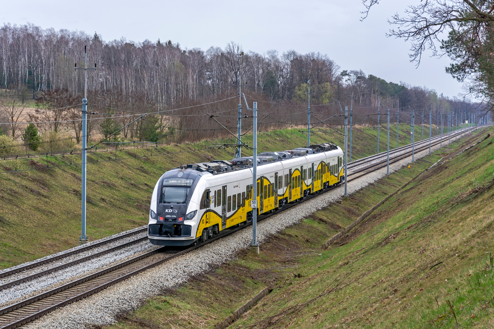 48WEc-031