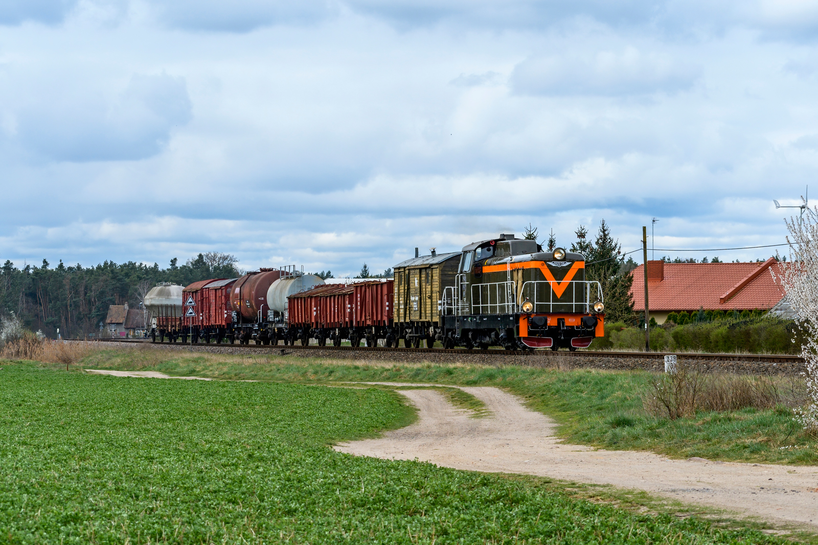 SP42-001