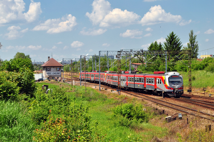 EN57AKM-3003
