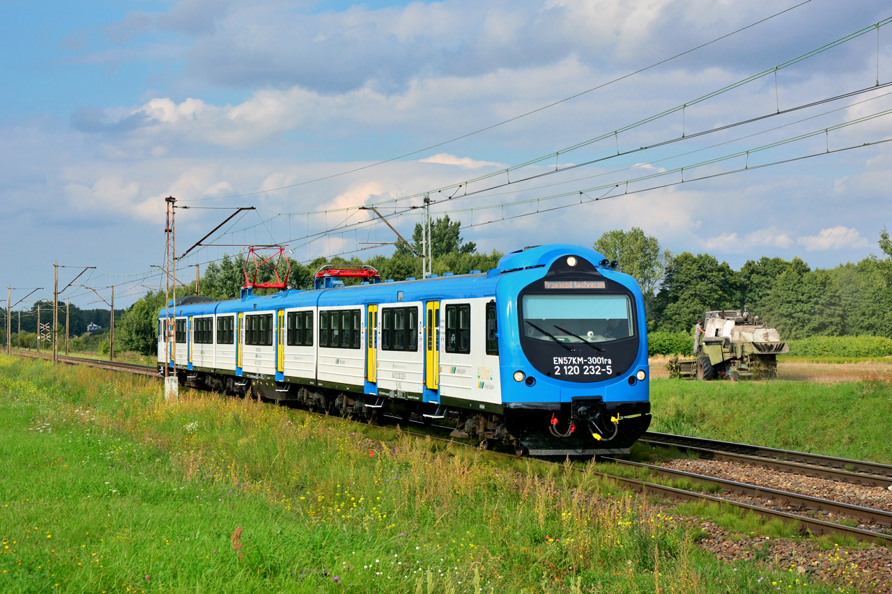 EN57KM-3001