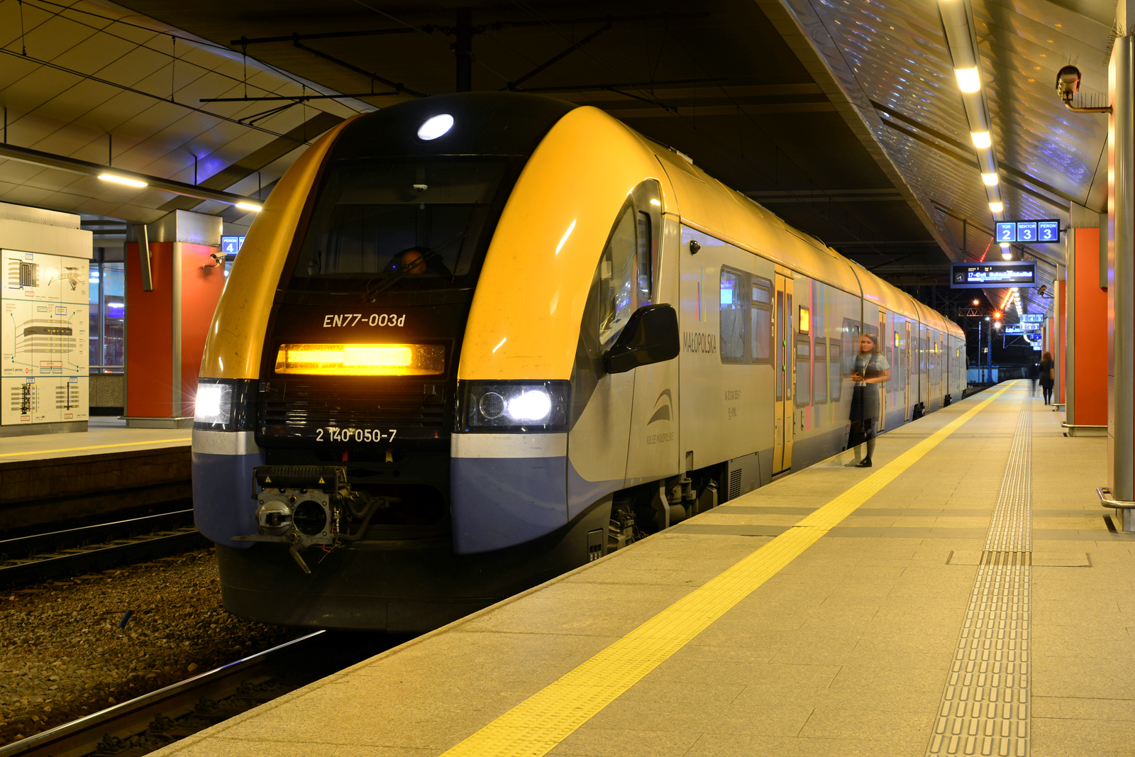 EN77-003