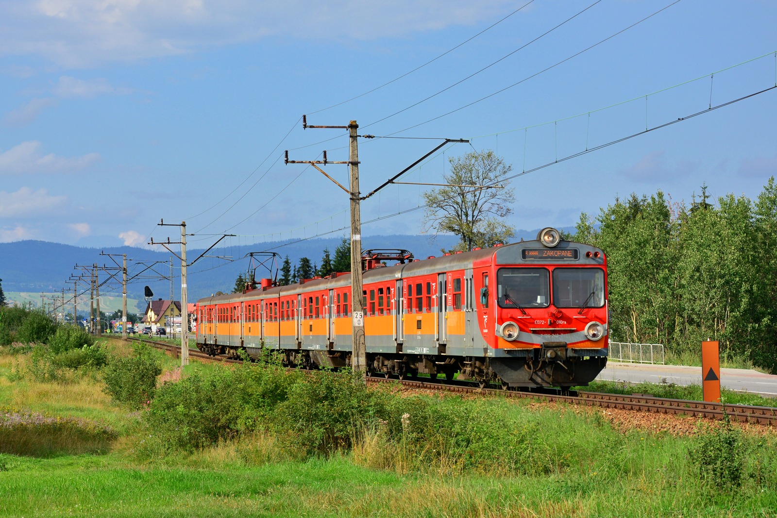 ED72-010