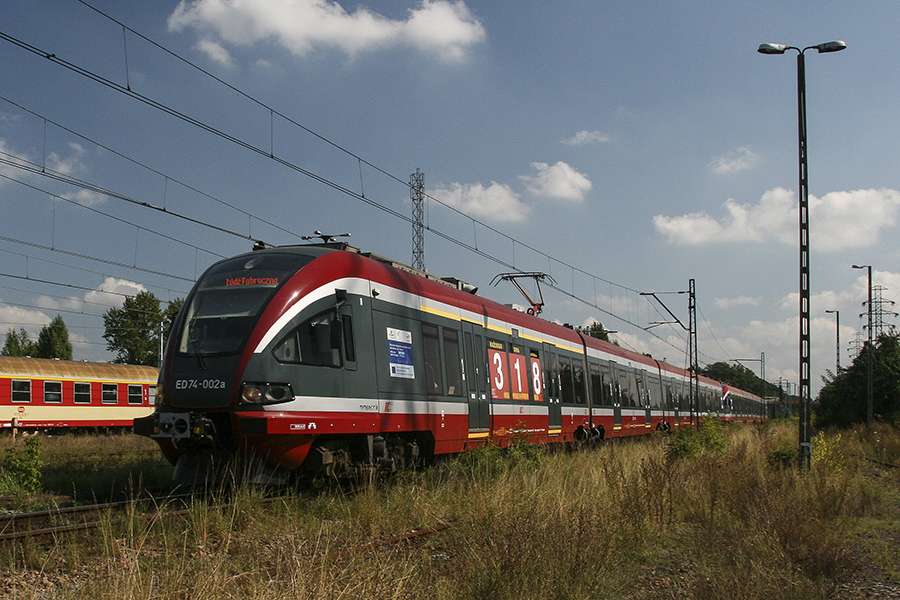 ED74-002