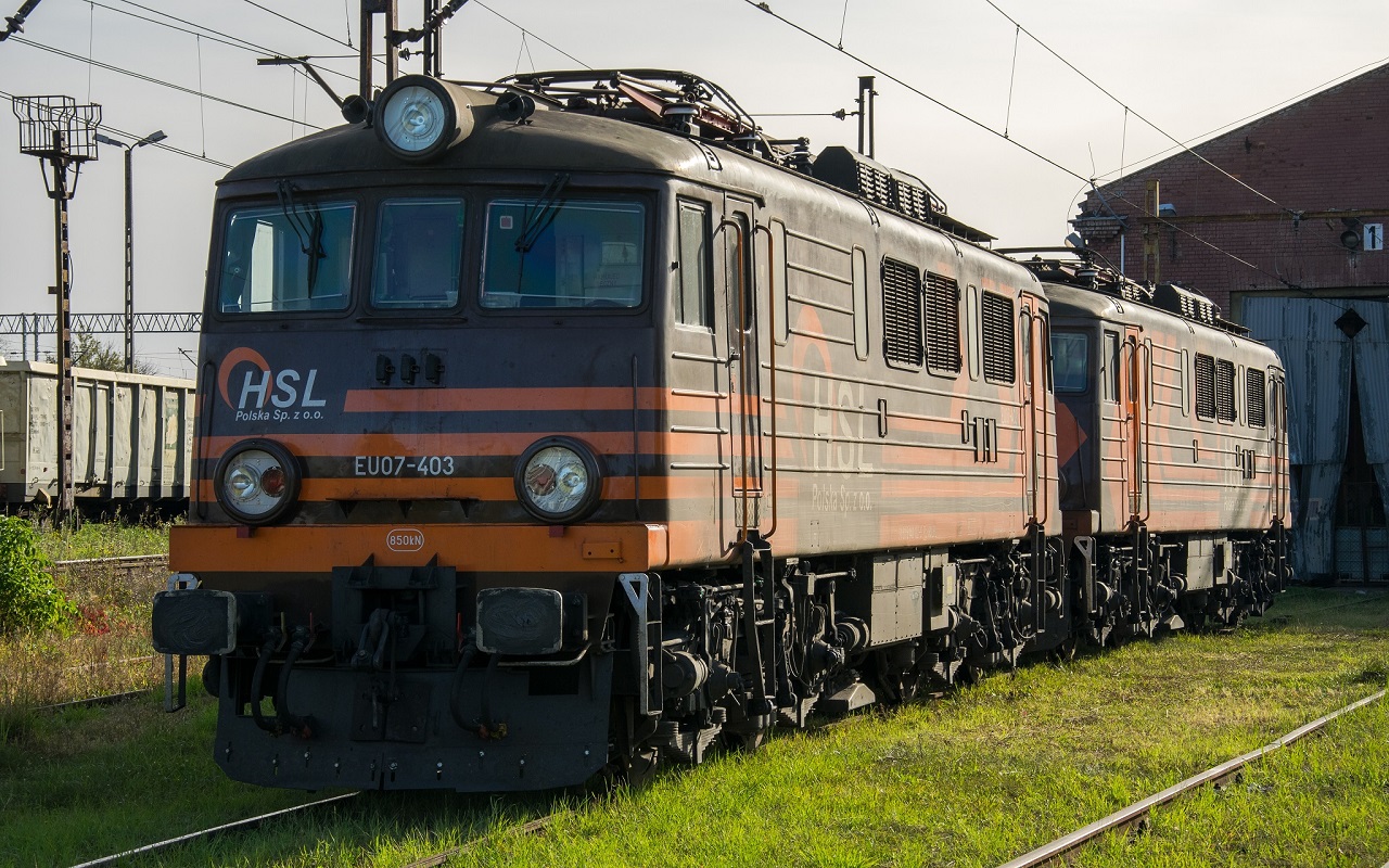EU07-403 & EU07-522