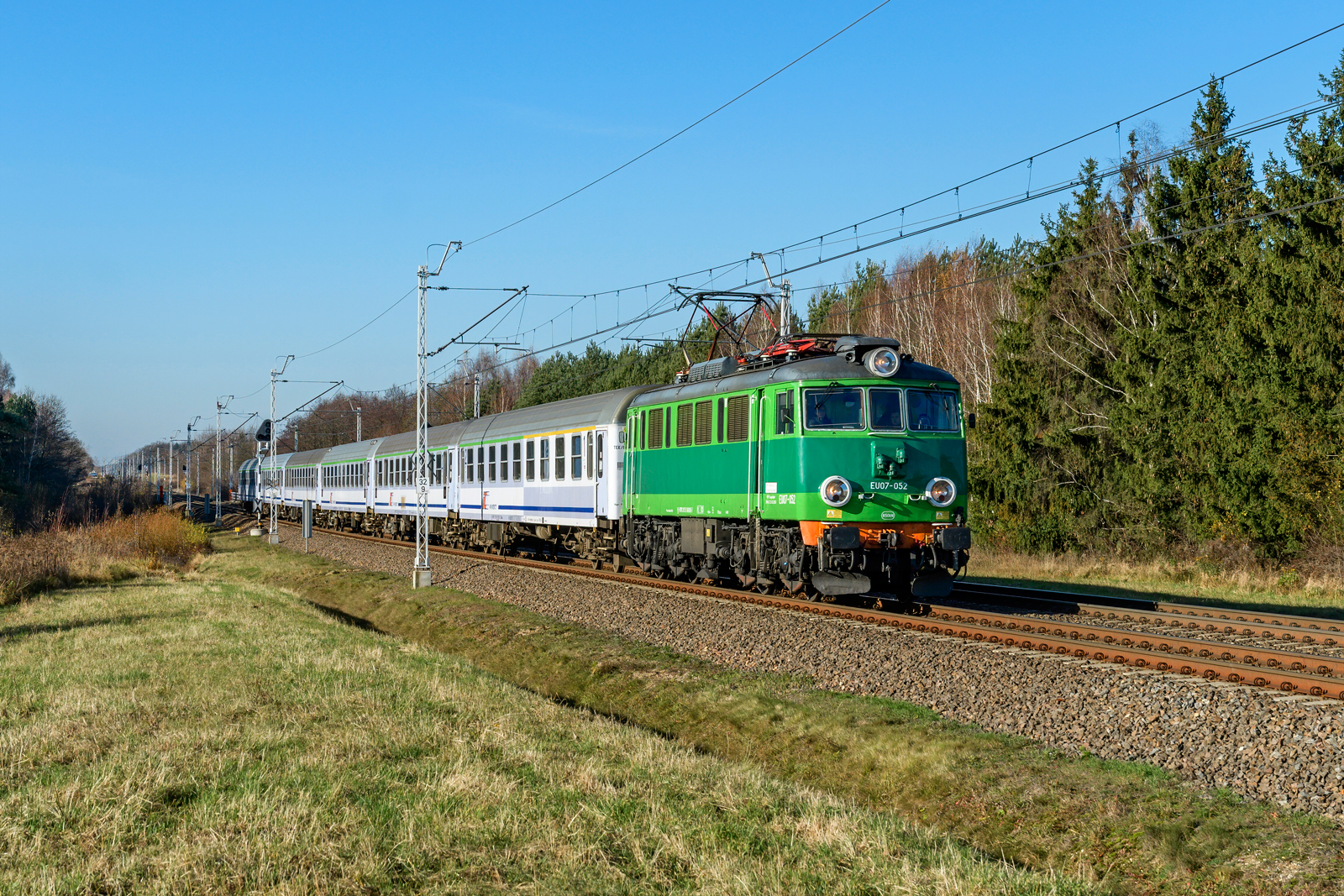EU07-052