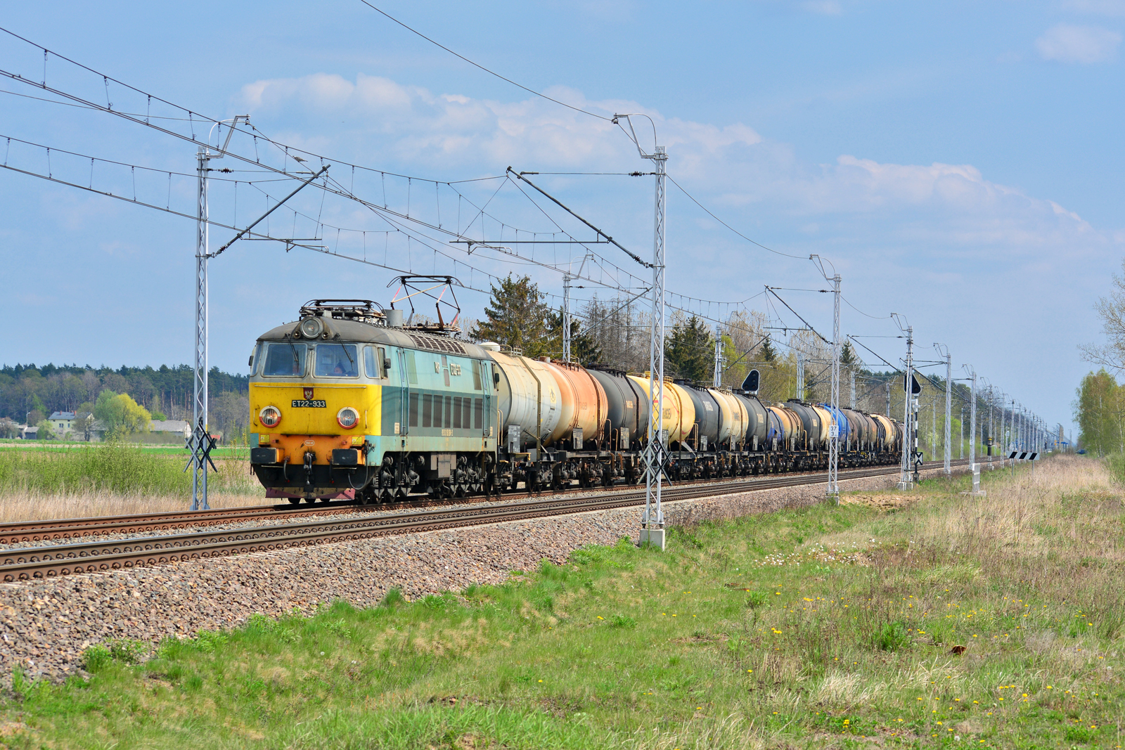 ET22-933