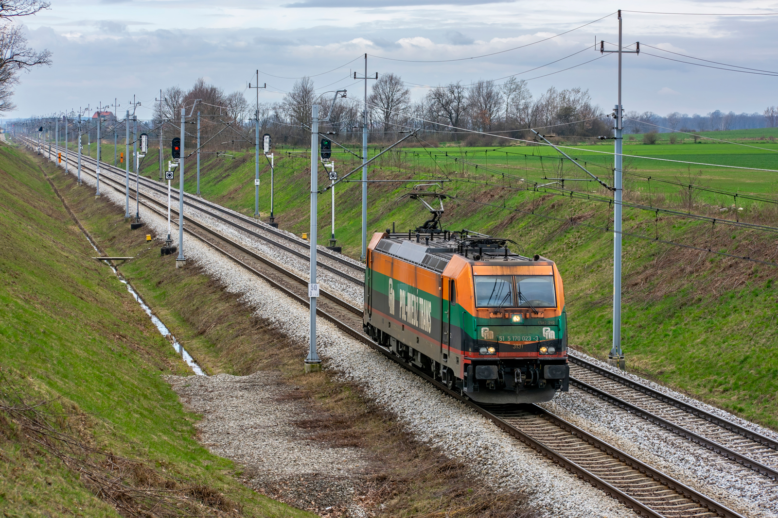 E483-202