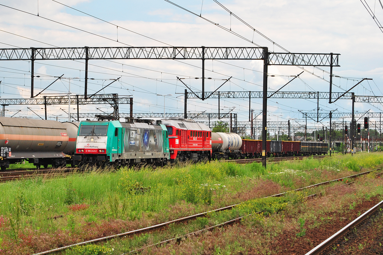 E186 243-2