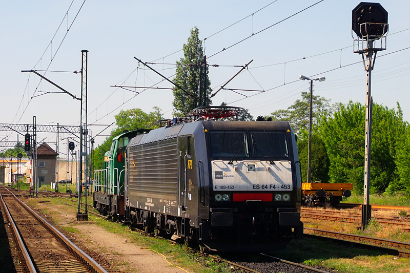 E189-453