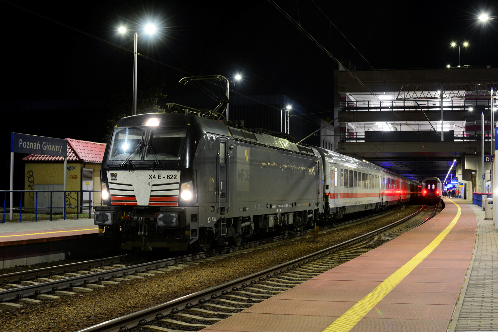 X4E-622