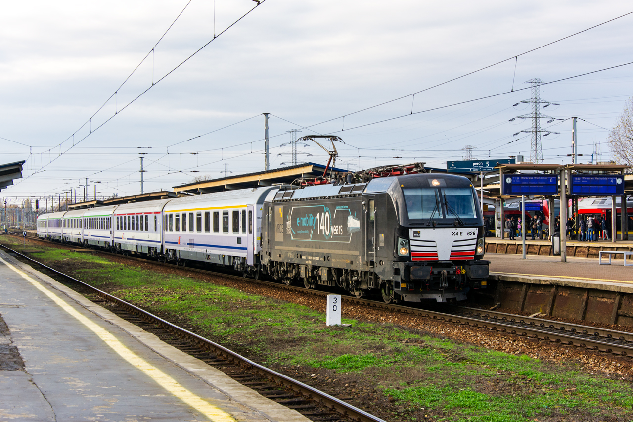 X4E-626