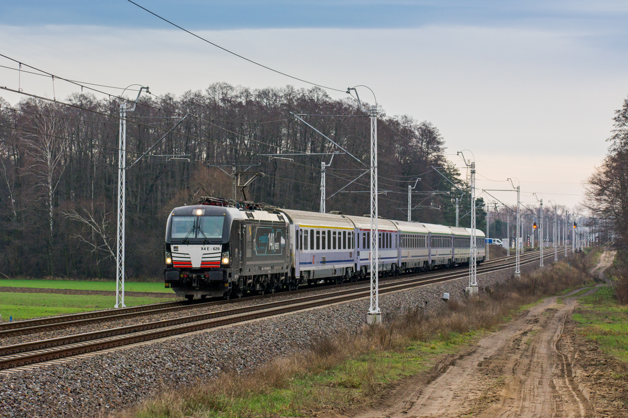 X4E-626
