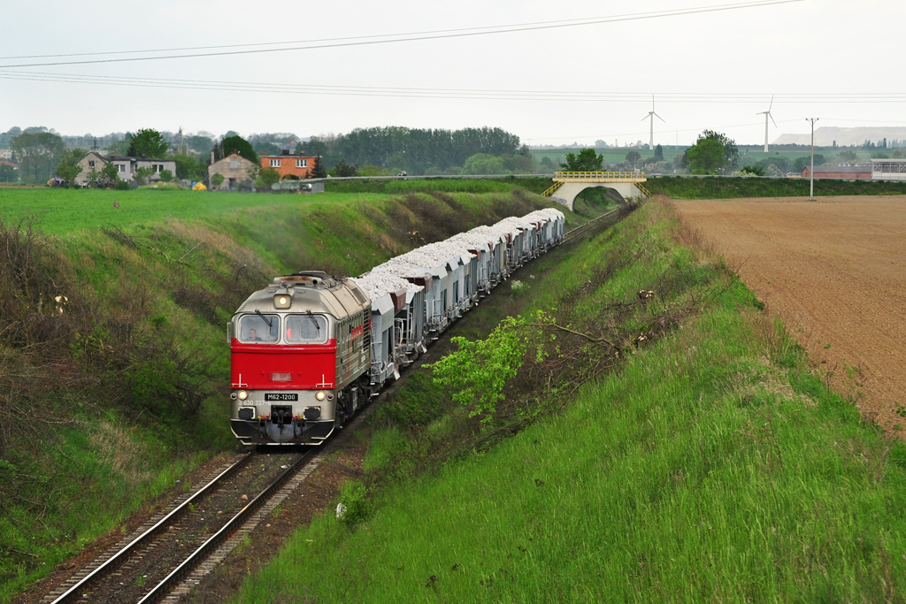 M62-1200