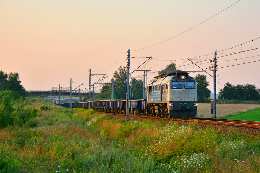 M62-2087