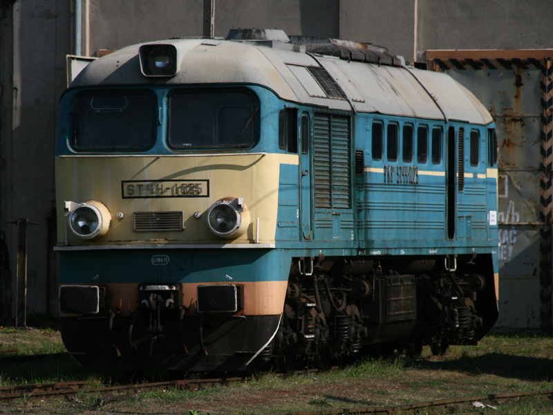 ST44-1025